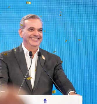 Presidente Luis Abinader cumple este domingo 59 años de edad