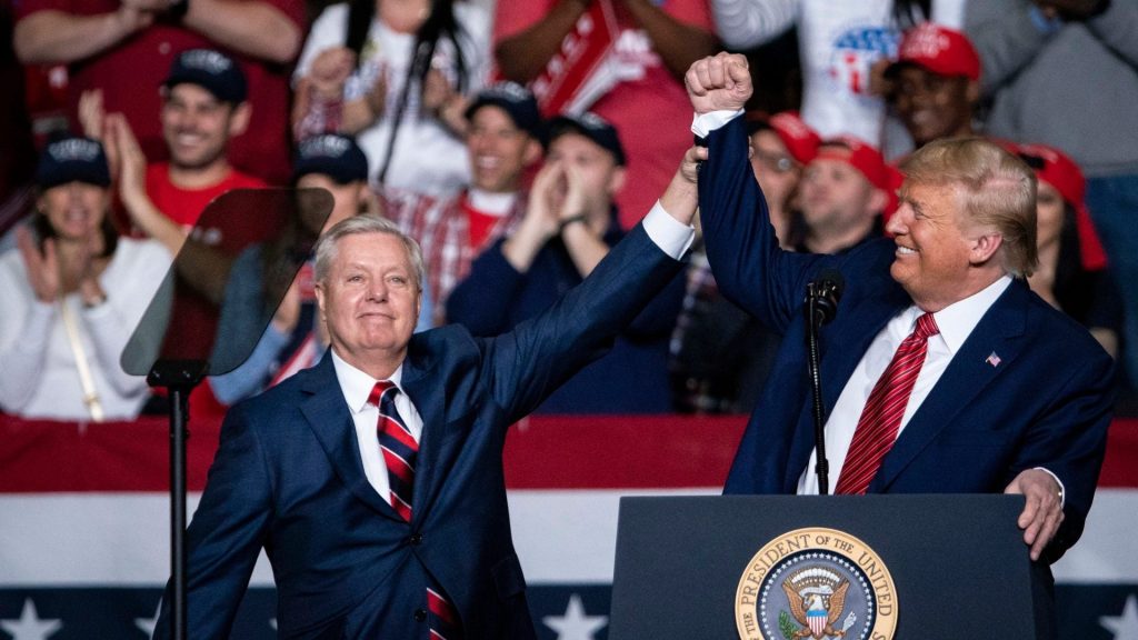 Muere el senador de EE.UU. Lindsey Graham, aliado de Trump, tras una repentina enfermedad