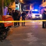 Tres hermanos menores de edad ultiman a un delivery tras riña en Santiago
