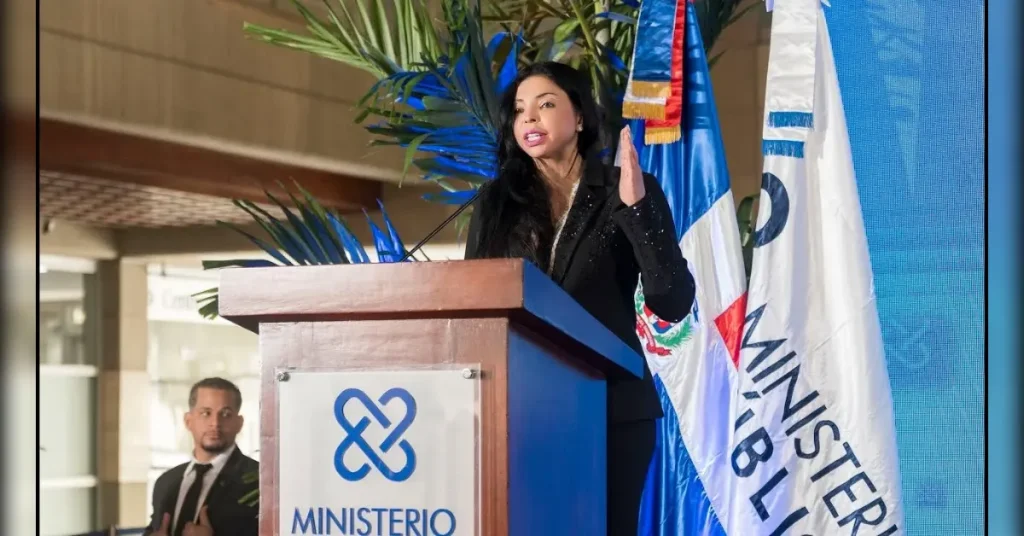 Yeni Berenice realiza publicación sobre el nuevo Código Penal