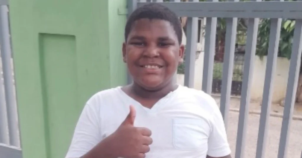 Dan último adiós a infante en Guayubín