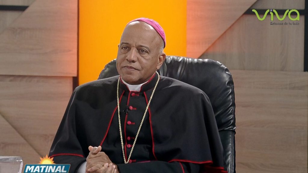 “Los delincuentes están matando menos gente que los vecinos”: La dura crítica de monseñor Manuel Antonio Ruiz de la Rosa