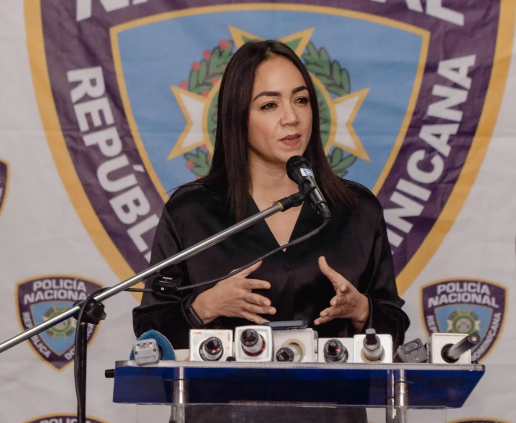 Autoridades reiteran urgencia de aprobar reforma policial tras denuncias de abusos contra ciudadanos