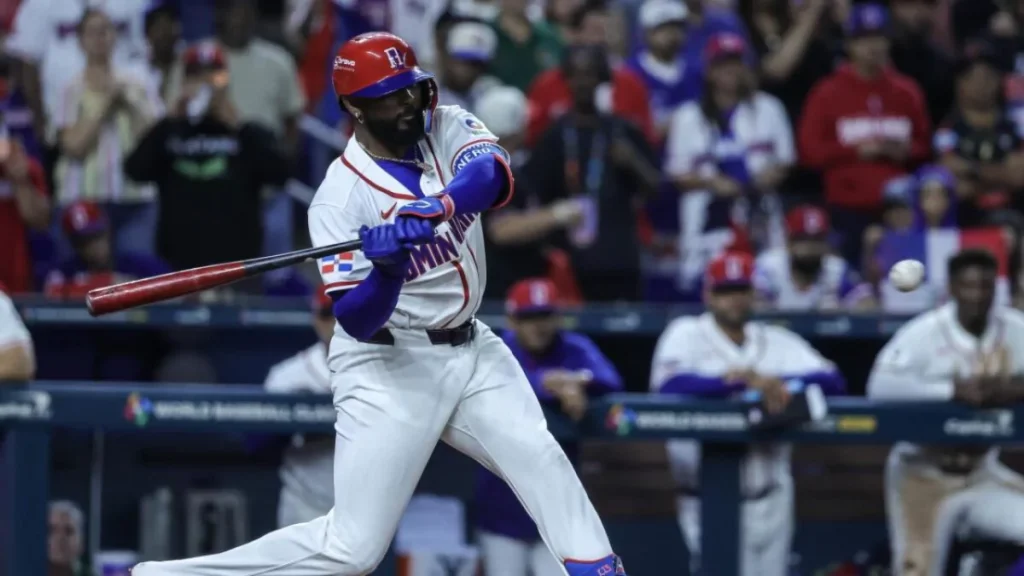 Junior Caminero avanza a semifinales del Home Run Derby con 12 jonrones