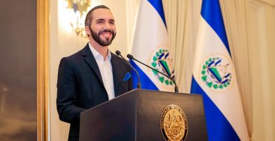 Nayib Bukele, que busca tercer mandato, defiende la reelección indefinida en El Salvador