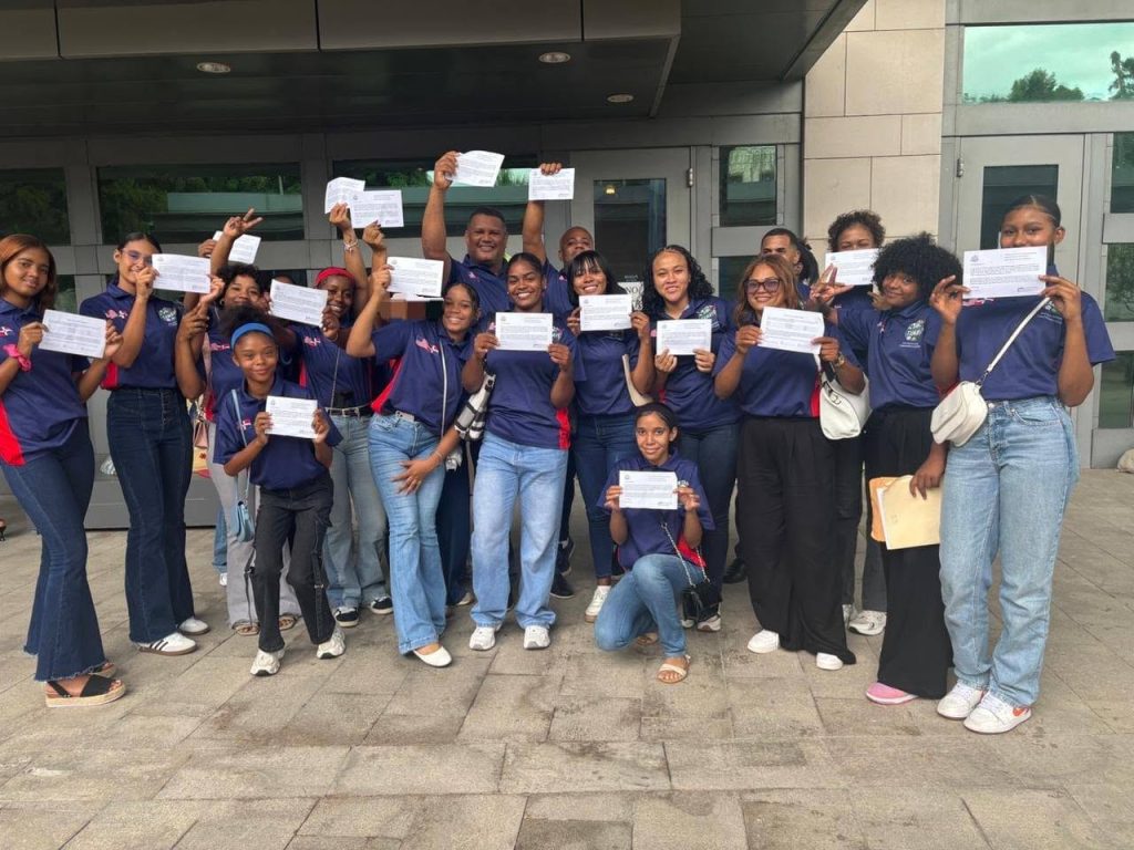 Veinte jóvenes de RD viajarán a EE. UU. para competir en torneo de voleibol