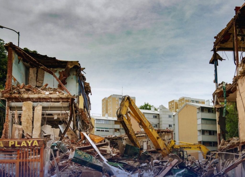 Suben a 4.829 los muertos por terremotos  en Venezuela