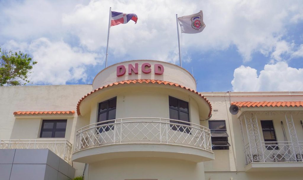 Fallece aspirante a agente de la DNCD tras sufrir desmayo durante entrenamiento en Monseñor Nouel
