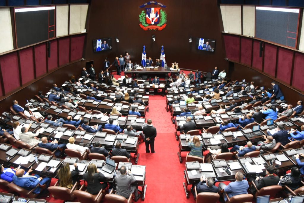 Expertos ponen en la mira al Congreso: califican la legislatura de lenta e ineficaz