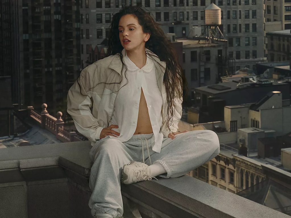 Rosalía abre en Bogotá la etapa latinoamericana de su exitoso ‘Lux Tour’