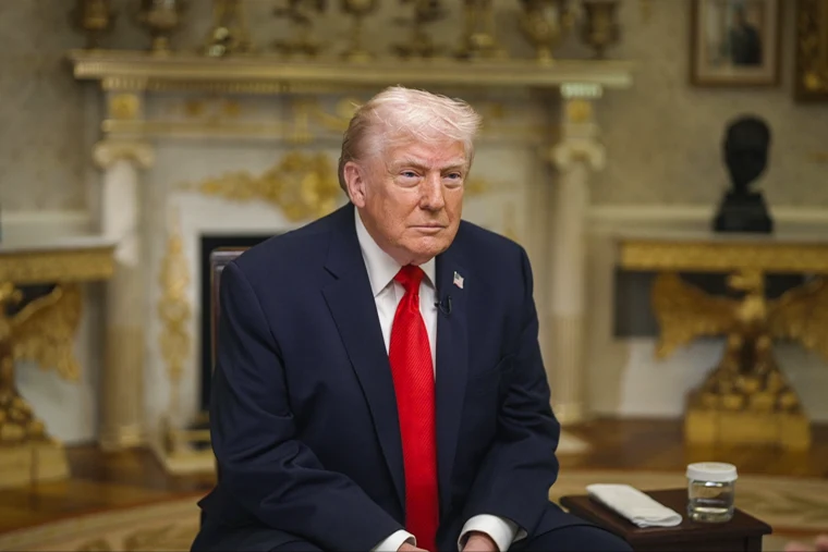 Trump pone el acelerador para restringir la permanencia legal de extranjeros en EE.UU.