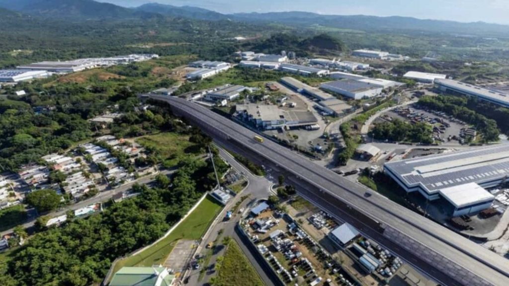 DIGESETT recomienda rutas alternas por tapones en autopistas Duarte y Las Américas
