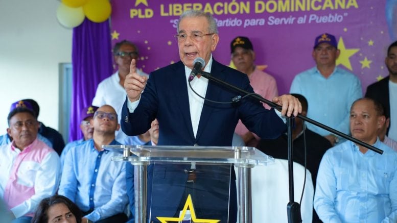 “Nadie ha endeudado tanto a la República Dominicana como este gobierno”, dice Danilo Medina