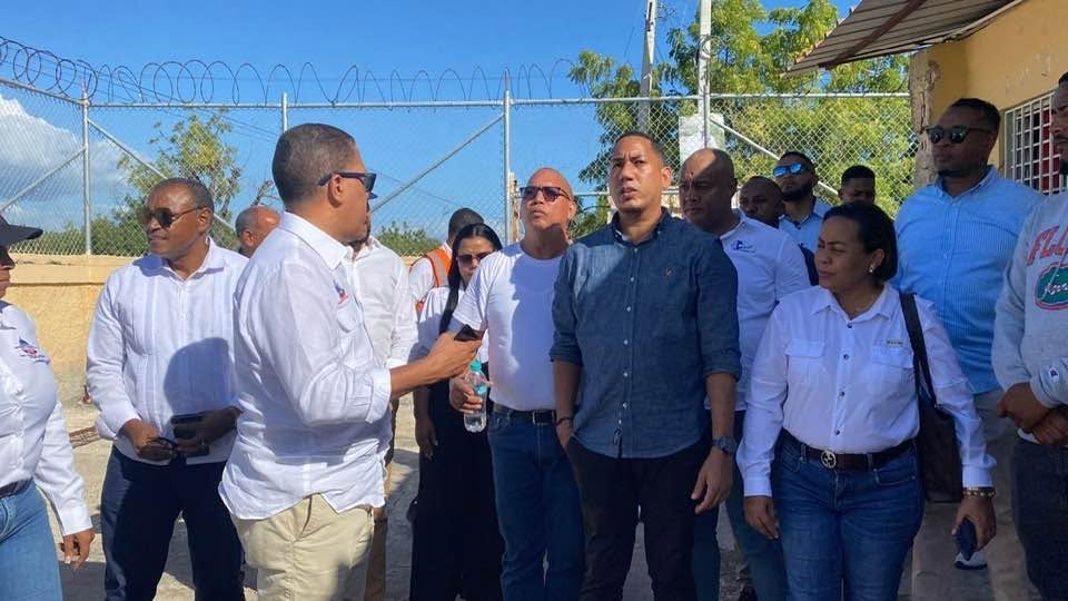 ADP de Tamayo advierte que no iniciará el próximo año escolar por incumplimiento del MINERD