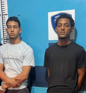 Capturan a acusados de robar en una joyería de Santiago