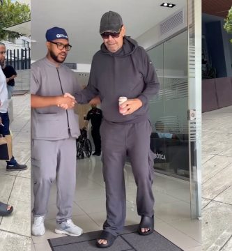 «¡Hay Mayimbe pa’ rato!»: Fernando Villalona recibe el alta médica