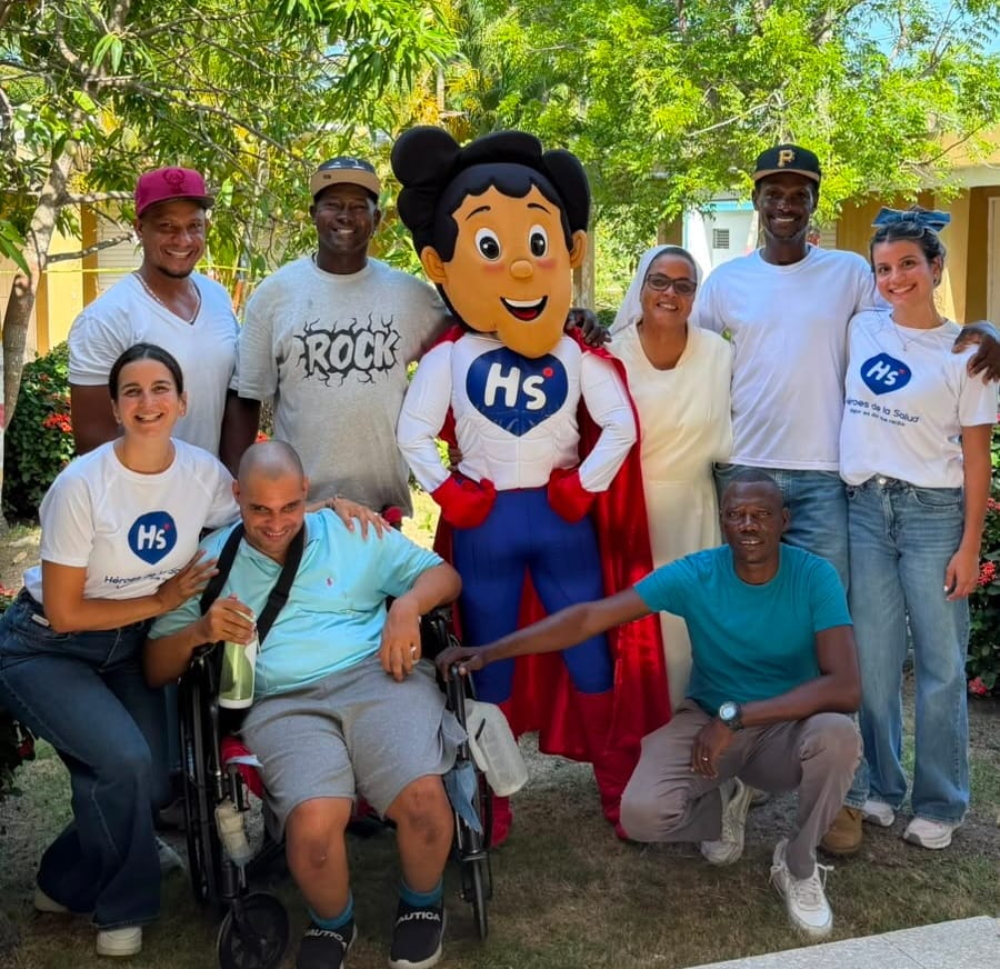 Fundación Héroes de la Salud devuelve sonrisas y dignidad a residentes del Leprocomio de Nigua