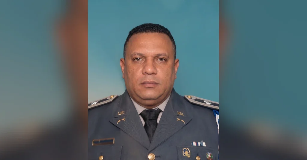 Partida de teniente coronel conmociona San Pedro de Macoris