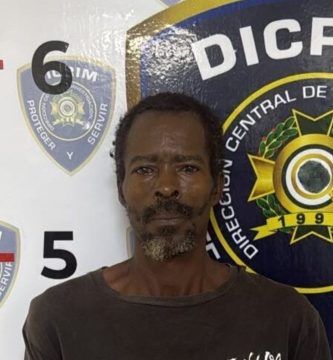Arrestan al chulo, acusado de ingresar en casa y robar tabletas y teléfonos bajo amenazas