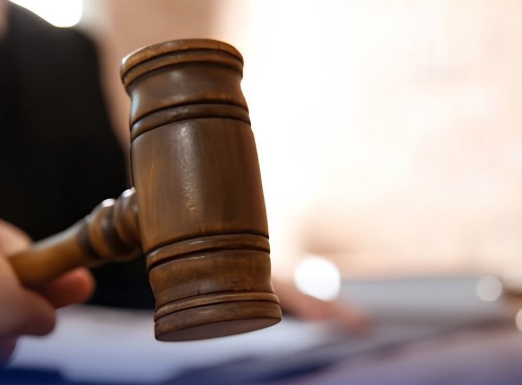 Dictan cinco años de prisión a hombre hallado culpable de agredir sexualmente a una menor en Barahona