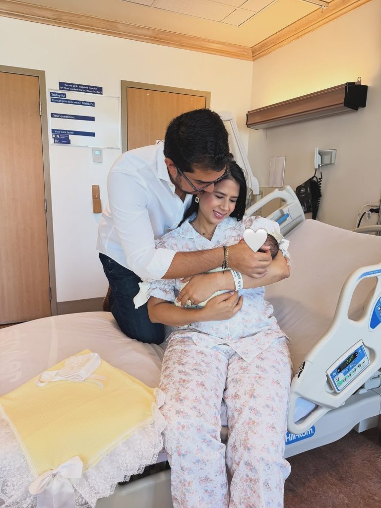 ¡Ya nació! Julieta Arias comparte las primeras fotografías de su bebé
