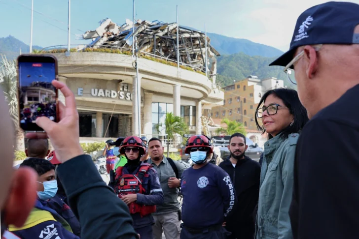 Suben a 5.398 los muertos por el doble terremoto en Venezuela