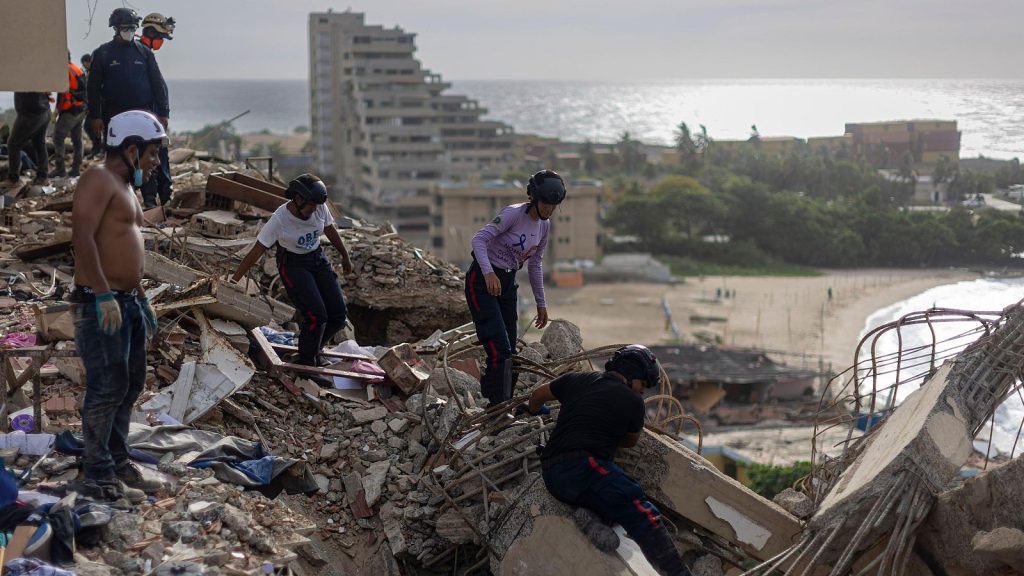 ¡Dios es bueno! Rescatistas detectan indicios detectados tras casi un mes del doble terremoto en Venezuela