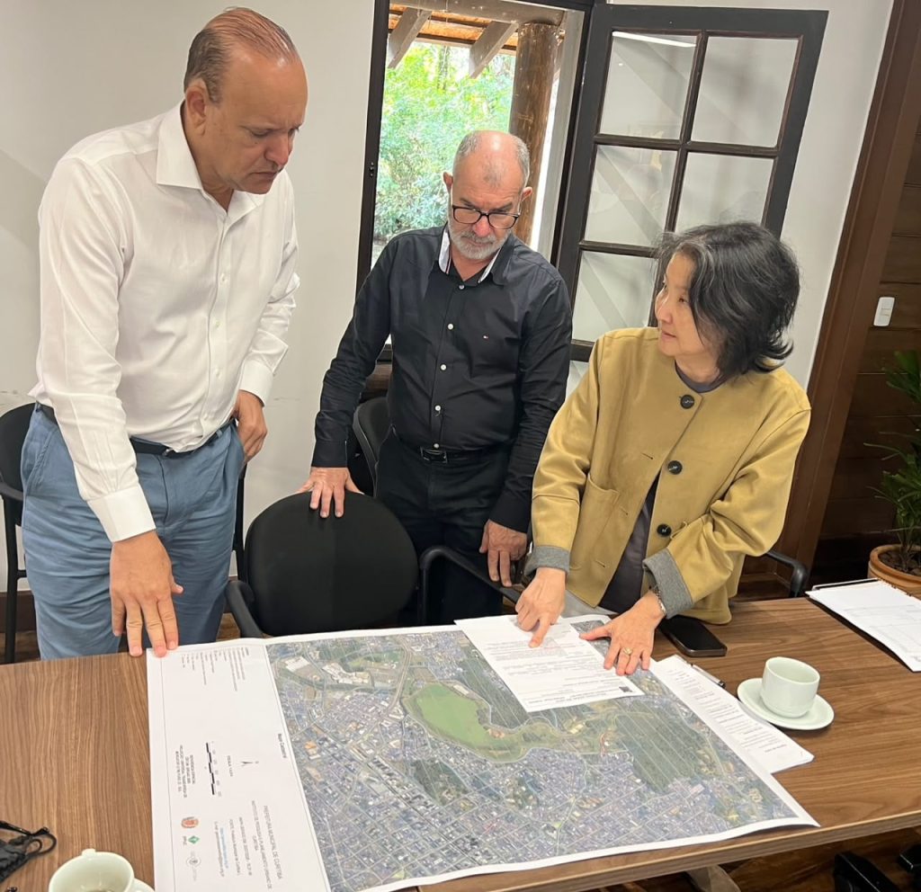 Ulises Rodríguez explora en Curitiba un modelo de ciudad donde el medio ambiente impulsa el desarrollo urbano