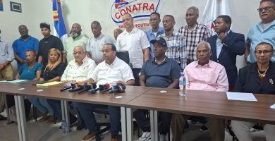 Conatra deja sin efecto paro transporte en Santo Domingo Este