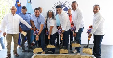 Con inversión de RD$913 millones, inicia ampliación del acueducto de Sabana Iglesia