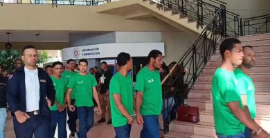 Dictan tres meses de prisión preventiva contra cuatro acusados de asaltar joyería en Santiago