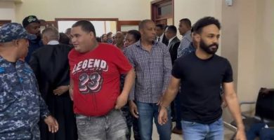 Envían a prisión a dos hombres por asalto de RD$12 MM a camión de valores en Monte Plata