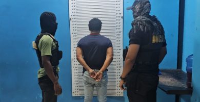 Capturan en La Romana a hombre vinculado al decomiso de 237 paquetes de cocaína en Santo Domingo