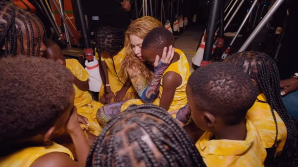 Shakira se despide entre lágrimas de los Ghetto Kids tras su gira por Estados Unidos