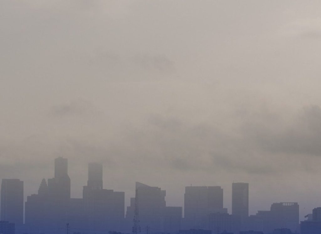 Polvo del Sahara y humo de incendios de Canadá afectan a RD
