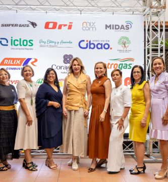 Fundación Corazones Solidarios Contra el Cáncer realiza conferencia benéfica para apoyar pacientes oncológicos