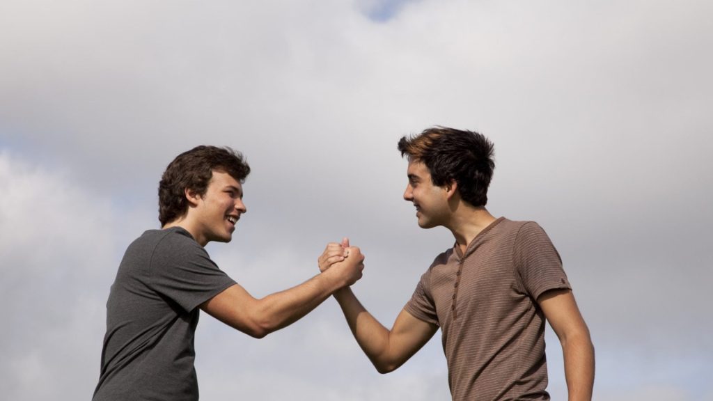 Perder a un mejor amigo puede generar un dolor similar al de una separación de pareja