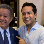 “Devuélveme la corbata”: el divertido intercambio entre Omar Fernández y Leonel por el Día de los Padres
