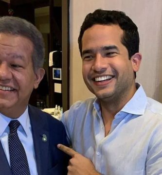 “Devuélveme la corbata”: el divertido intercambio entre Omar Fernández y Leonel por el Día de los Padres