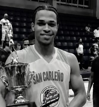 Pierde la vida jugador de baloncesto tras recibir varios disparos durante atraco