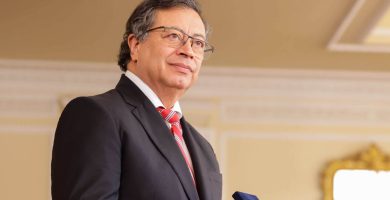Petro afronta un nuevo escándalo de presunta corrupción a once días de dejar el poder