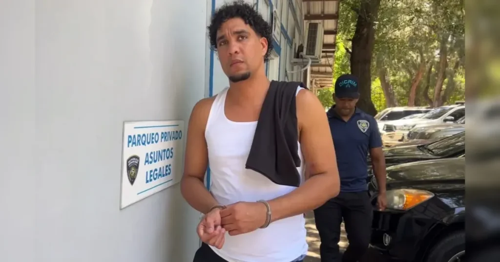 Extraditan a “El Mello” desde España por caso en Santiago