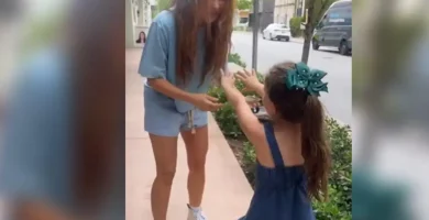 ¡Encantadora! Niña se emociona al recibir un abrazo de Shakira