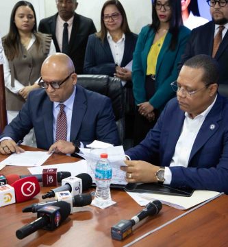 Pro Consumidor acuerda con empresas de cobranza eliminar llamadas insistentes y prácticas abusivas