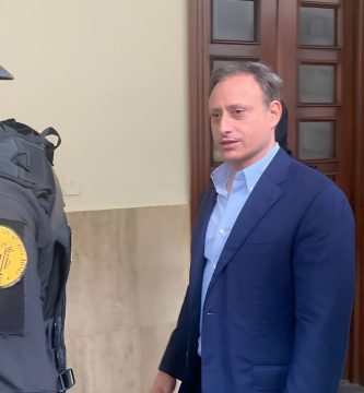 Jean Alain volverá hoy al tribunal en busca de frenar proceso penal en su contra