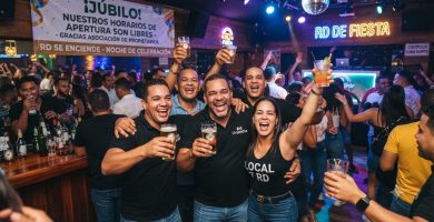 Propietarios de bares y discotecas celebran nueva disposición sobre horarios de venta de alcohol