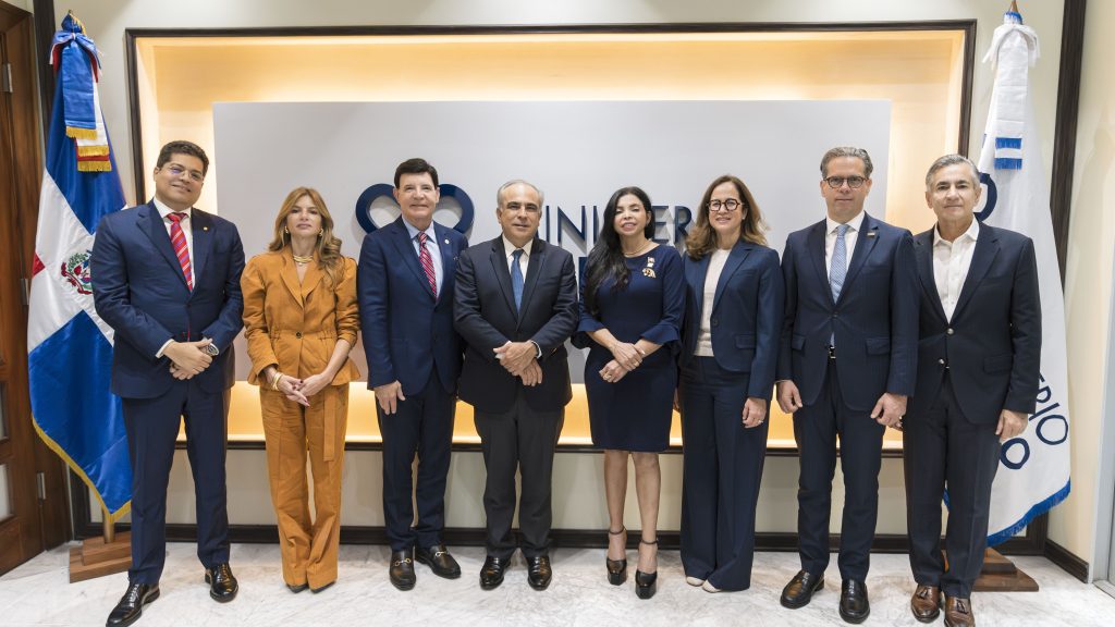 Yeni Berenice Reynoso se reúne con el Conep para abordar la socialización del nuevo Código Penal