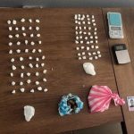 Arrestan a “El Capital” en allanamiento por millonario robo; ocupan drogas, dinero y celulares en Santiago