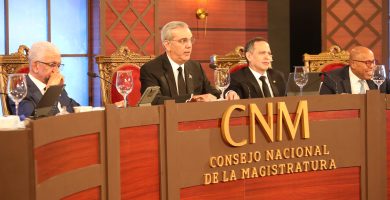 Abinader convoca al Consejo Nacional de la Magistratura para evaluar a 11 jueces de la Suprema Corte