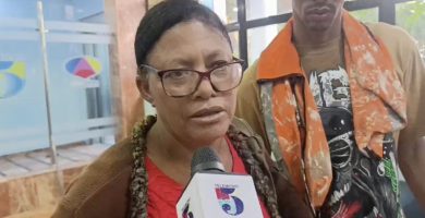 Mujer teme por su vida tras libertad bajo fianza de presunto agresor